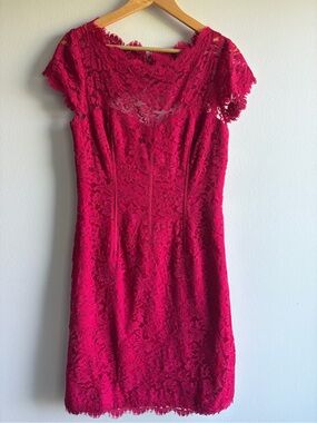 Monique Lhuillier Fuchsia Lace Midi Dress